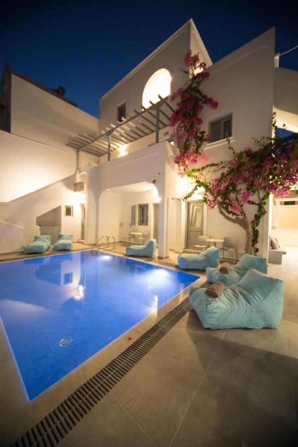 Markakis Studios Fira Town Ngoại thất bức ảnh