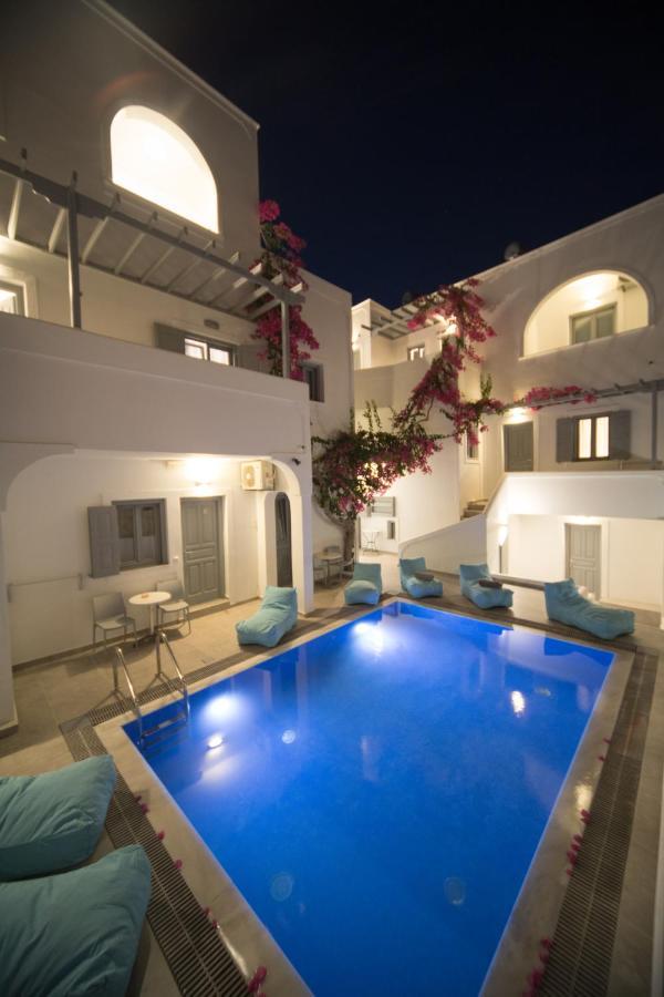 Markakis Studios Fira Town Ngoại thất bức ảnh